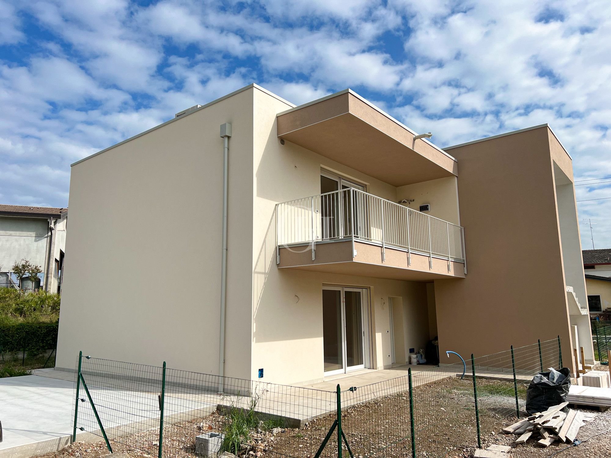 Wohnung zum Kauf 295.000 € 3 Zimmer 60 m²<br/>Wohnfläche 1.<br/>Geschoss Località Marinoni Peschiera del Garda 37019