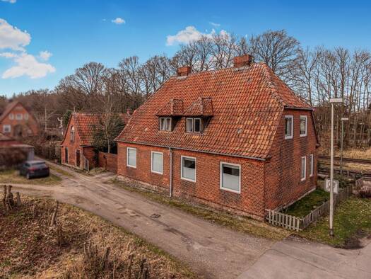 Mehrfamilienhaus zum Kauf 155.000 € 7 Zimmer 164 m² 1.019 m² Grundstück Emkendorf 24802