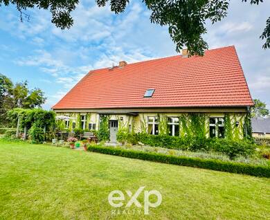 Einfamilienhaus zum Kauf 585.000 € 10 Zimmer 375 m² 8.960 m² Grundstück Sonnenberg Grambow OT Sonnenberg 17322