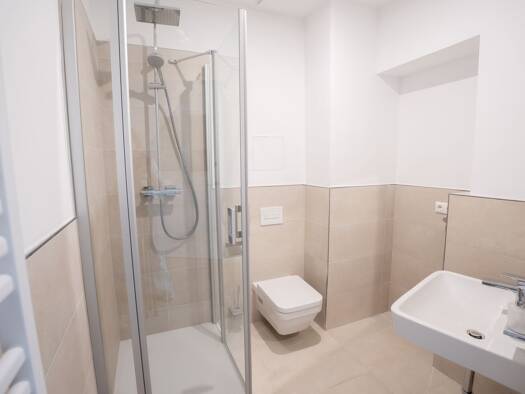 Wohnung zur Miete 699 € 2 Zimmer 45 m² EG Lipsiusstraße 8 Reudnitz-Thonberg Südost 04317
