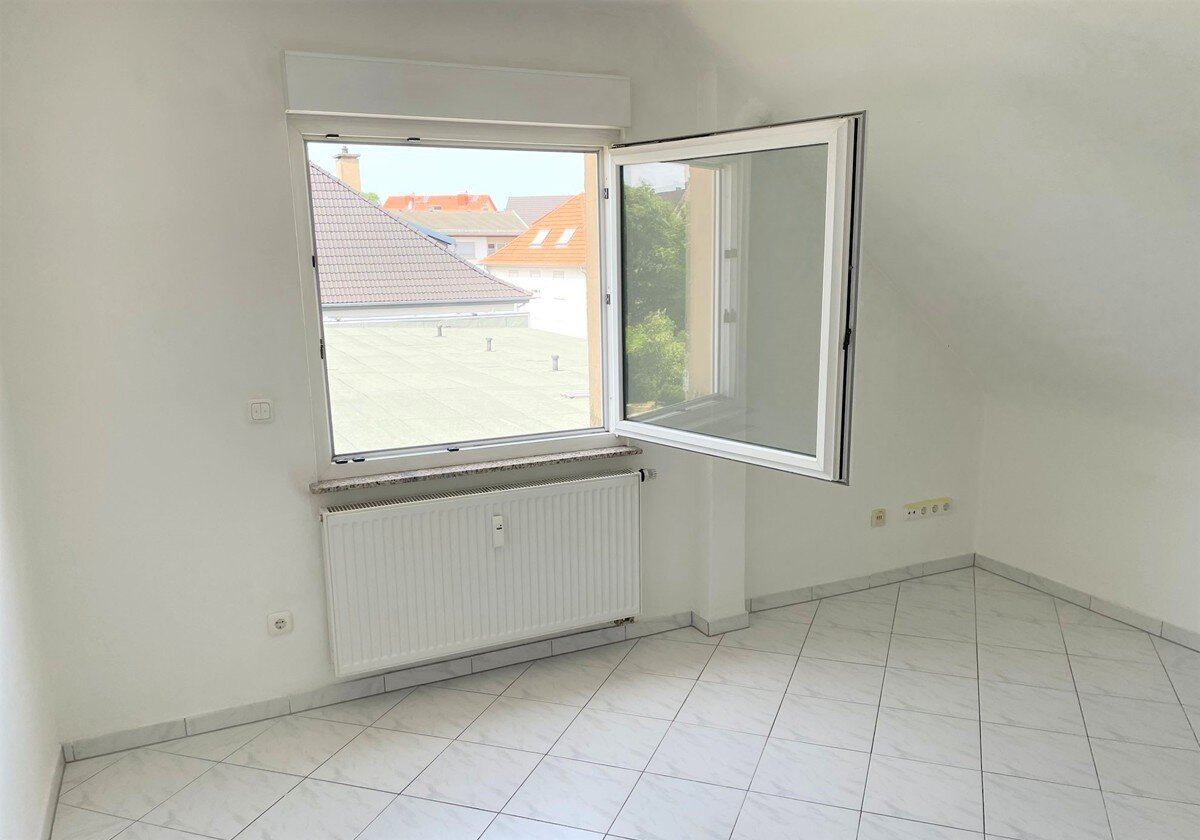 Wohnung zur Miete 300 € 1 Zimmer 25 m²<br/>Wohnfläche 3.<br/>Geschoss 01.03.2025<br/>Verfügbarkeit Innenstadt Gießen 35390