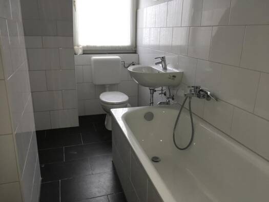 Wohnung zur Miete 299 € 2 Zimmer 46,5 m² 3. Geschoss frei ab 18.09.2026 Bülsestraße 94 Scholven Gelsenkirchen-Nord 45896