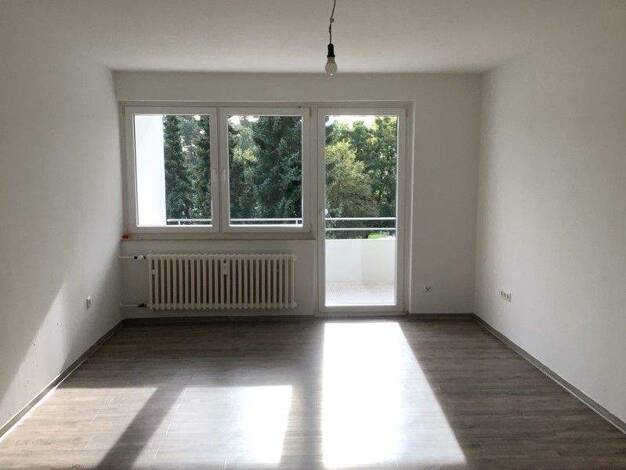 Wohnung zur Miete 673 € 3 Zimmer 78 m² 2. Geschoss frei ab 24.02.2026 Württemberger Allee 15 Sennestadt Bielefeld 33689