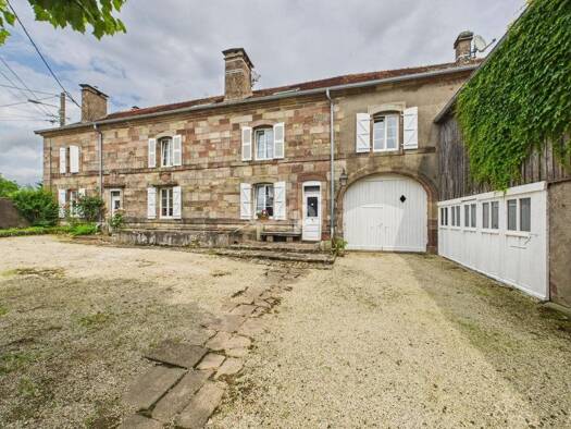 Haus zum Kauf 350.000 € 330 m² 6.344 m² Grundstück Meurcourt 70300