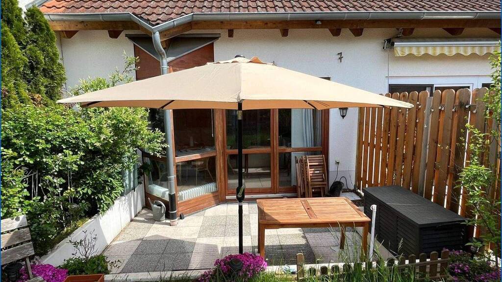 Reihenmittelhaus zum Kauf 398.000 € 4,5 Zimmer 95 m² 181 m² Grundstück Bohlingen Singen / Bohlingen 78224