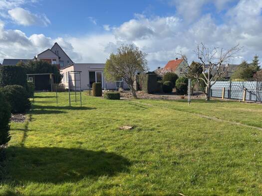 Terrassenwohnung zur Miete 795 € 3 Zimmer 90 m² EG frei ab 01.06.2026 Südlengern Bünde 32257