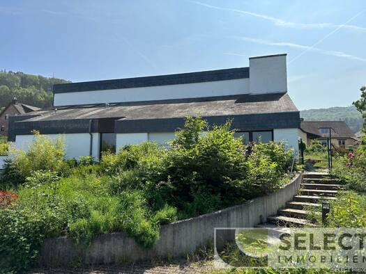 Haus zum Kauf 8 Zimmer 350 m² 2.213 m² Grundstück Heisdorf L-7338