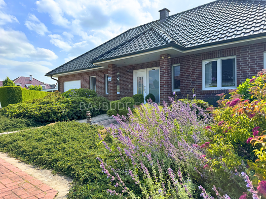 Bungalow zum Kauf 399.000 € 3 Zimmer 109,9 m² 690 m² Grundstück frei ab 01.09.2026 Haselünne 49740