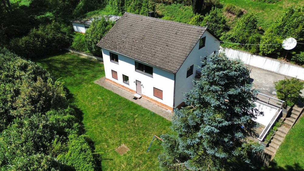 Naturnahes Wohnen – geräumiges Einfamilienhaus mit Traumgrundstück in ruhiger Lage von Pirmasens!