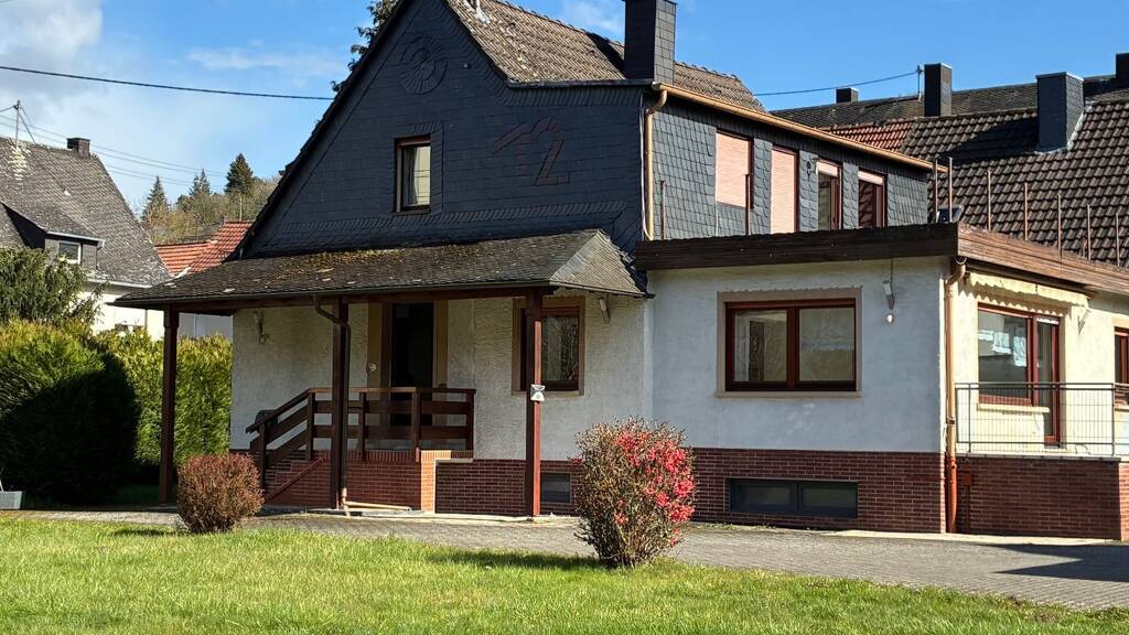 Einfamilienhaus zum Kauf 199.000 € 1 Zimmer 165 m² 1.216 m² Grundstück frei ab sofort Idar-Oberstein 55743
