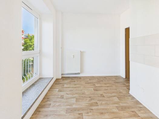 Wohnung zur Miete 239 € 1 Zimmer 39,9 m² 3. Geschoss Paul-Arnold-Straße 8 Sonnenberg Sonnenberg 09130