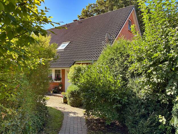 Doppelhaushälfte zum Kauf 340.000 € 4 Zimmer 112 m² 250 m² Grundstück Fahrdorf 24857