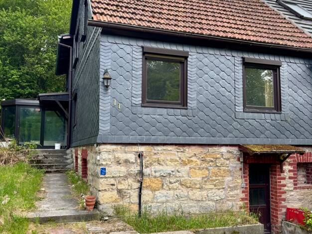 Doppelhaushälfte zum Kauf 109.000 € 6 Zimmer 178 m² 1.733 m² Grundstück Schalkau Schalkau 96528