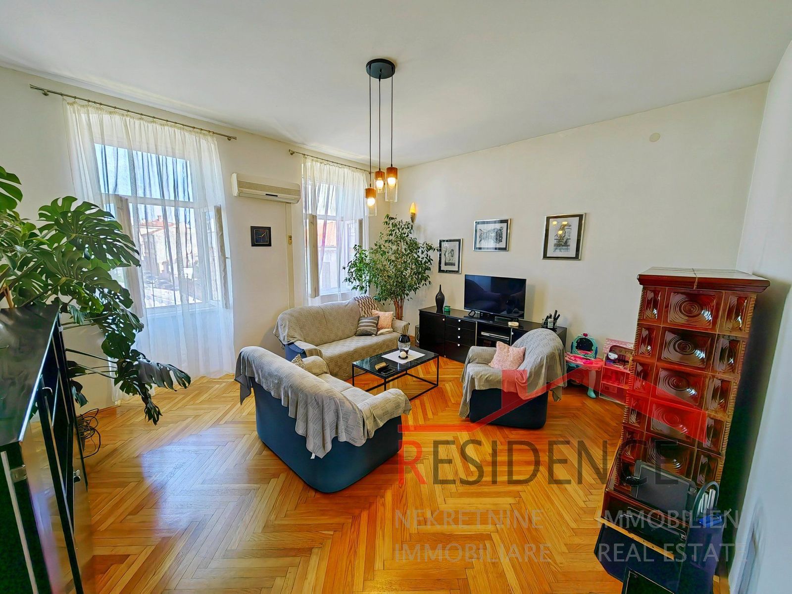 Wohnung zum Kauf 235.000 € 5 Zimmer 99 m²<br/>Wohnfläche 2.<br/>Geschoss Center 52100