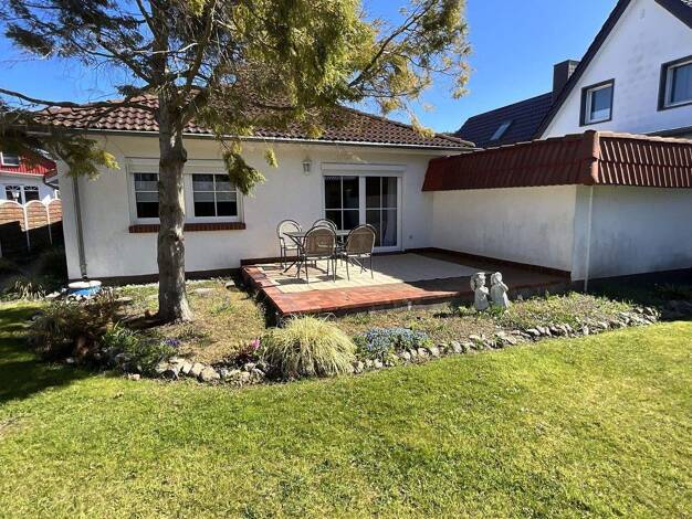 Bungalow zur Miete 1.400 € 3 Zimmer 76 m² 300 m² Grundstück Zingst 18374