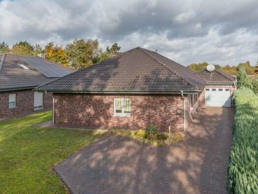 Einfamilienhaus zum Kauf provisionsfrei 440.000 € 3,5 Zimmer 131 m² 896 m² Grundstück frei ab sofort Heckenweg 14 Klausheide Nordhorn 48531
