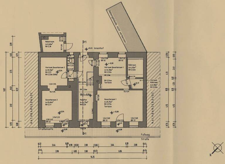 Mehrfamilienhaus zum Kauf 47.490 € 14 Zimmer 230 m² 420 m² Grundstück Waldheim 04736