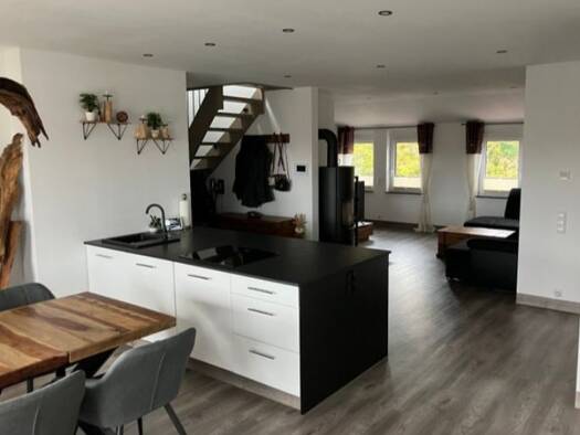 Wohnung zur Miete 1.190 € 2,5 Zimmer 92 m² 3. Geschoss frei ab 01.05.2026 Stadtring Sömmerda 99610