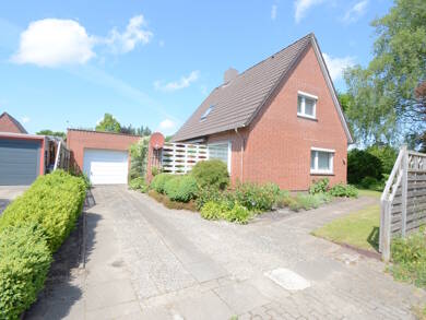 Einfamilienhaus zum Kauf 198.000 € 3,5 Zimmer 86 m² 508 m² Grundstück Heide Heide 25746