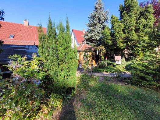 Einfamilienhaus zum Kauf 175.000 € 1 Zimmer 112 m² 694 m² Grundstück frei ab sofort Seebergen Drei Gleichen 99869