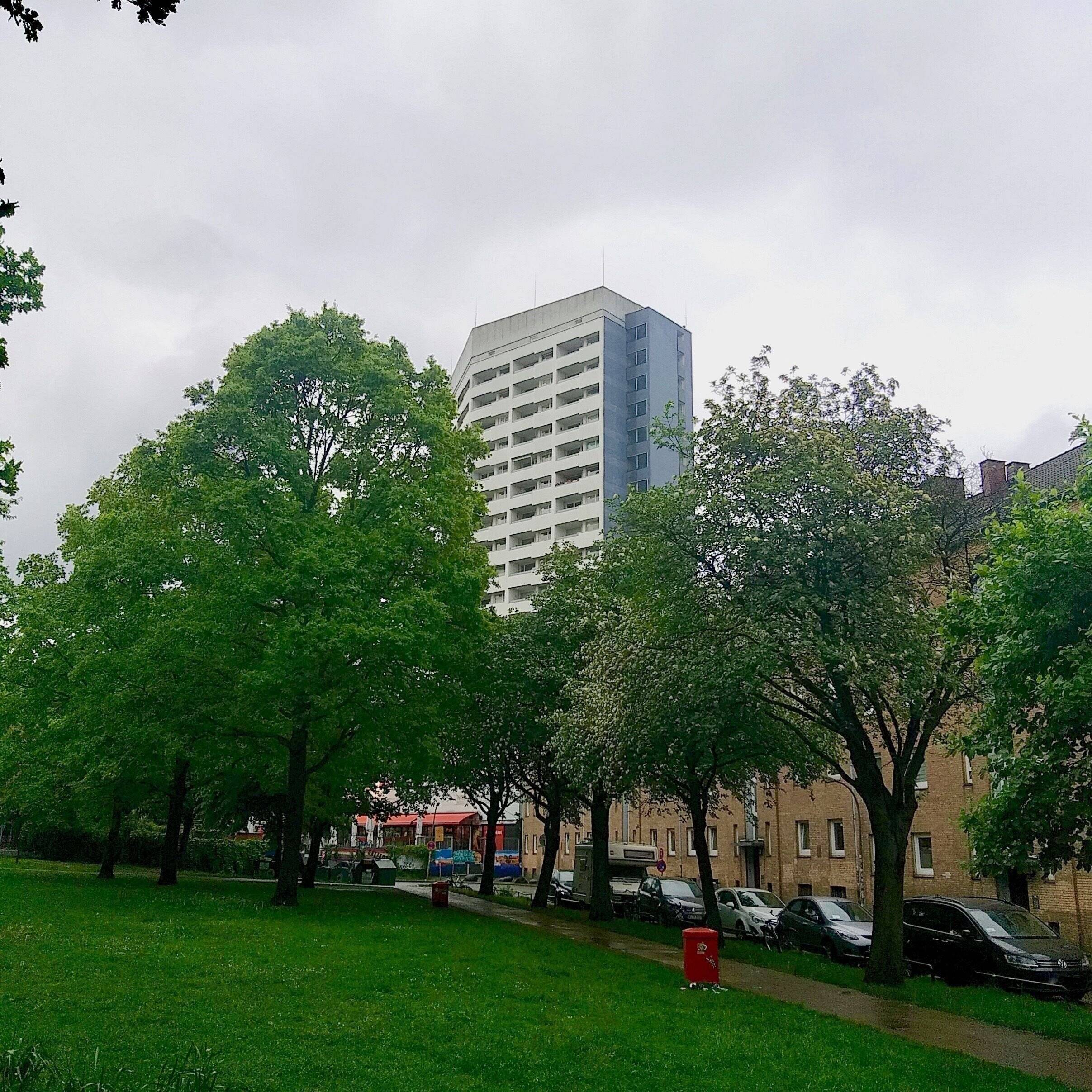 WEITBLICK Luxuswohnung - 2 Balkone - 2 CHICE Bäder - Whirlpool - mitten auf der legendären REEPERBAHN - aussergewöhnlich + besonders – Hamburg – Vorschaubild 21