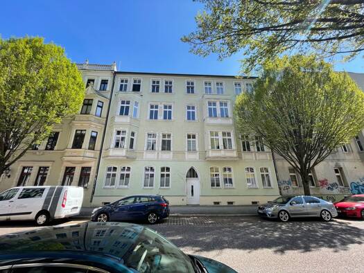 Wohnung zum Kauf 220.000 € 4 Zimmer 110 m² Geschoss 2/3 frei ab sofort Arndtstraße 49 Stadtfeld Ost Stadtfeld Ost 39108