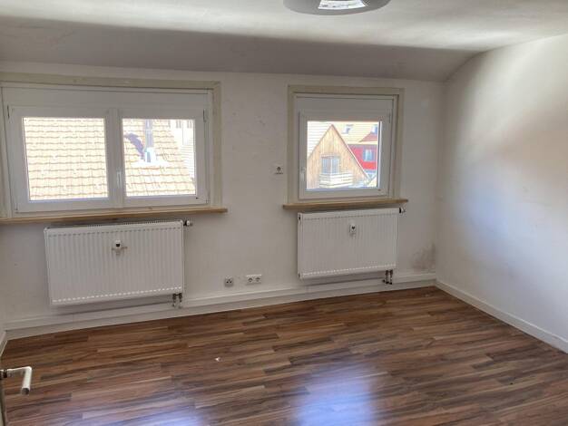 Wohnung zur Miete 650 € 4 Zimmer 90 m² 2. Geschoss Karlstraße 10 Alpirsbach Alpirsbach 72275