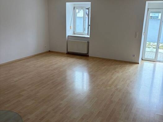 Terrassenwohnung zur Miete 885 € 3 Zimmer 93 m² Geschoss EG/2 frei ab sofort Bodenwöhr 92439