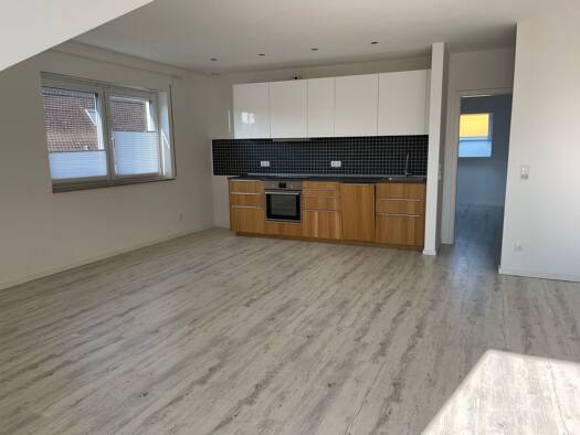 Maisonette zur Miete 670 € 2 Zimmer 61 m² Geschoss 3/4 frei ab 01.02.2026 Kellergasse 1 Münchaurach Aurachtal 91086