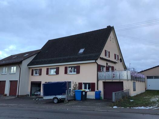 Einfamilienhaus zum Kauf provisionsfrei 289.000 € 6 Zimmer 150 m² 228 m² Grundstück Schuraer Straße 39 Aldingen 78554