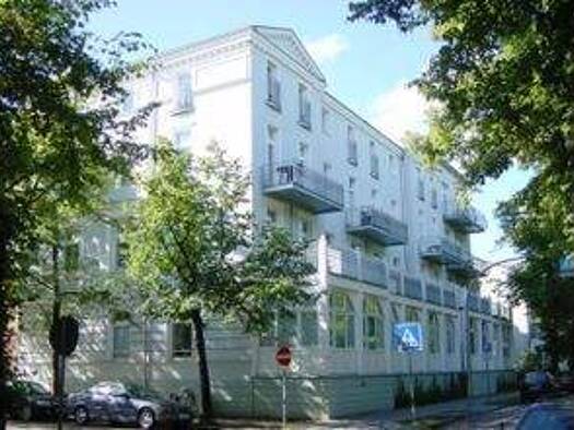 Wohnung zur Miete 800 € 2 Zimmer 34 m² Geschoss 3/3 frei ab sofort Wachtlerstraße 7 Seebad Warnemünde Rostock 18119