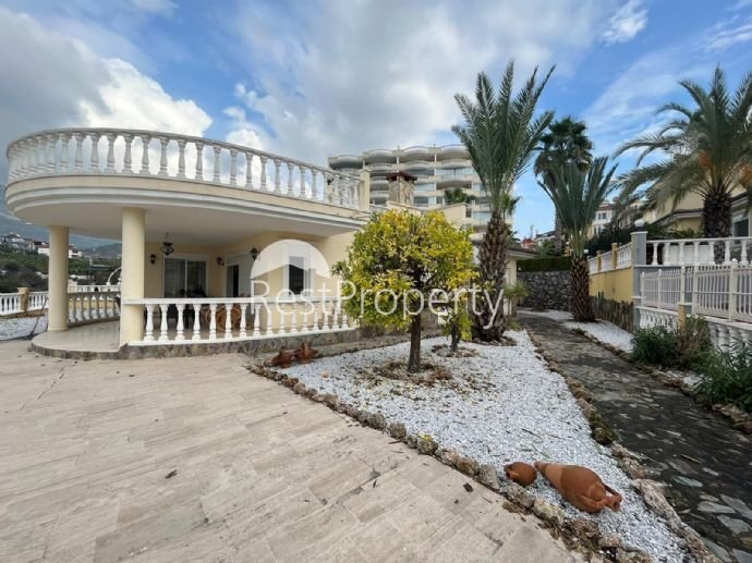 Villa zum Kauf provisionsfrei 385.000 € 4 Zimmer 180 m²<br/>Wohnfläche ab sofort<br/>Verfügbarkeit Mahmutlar Alanya