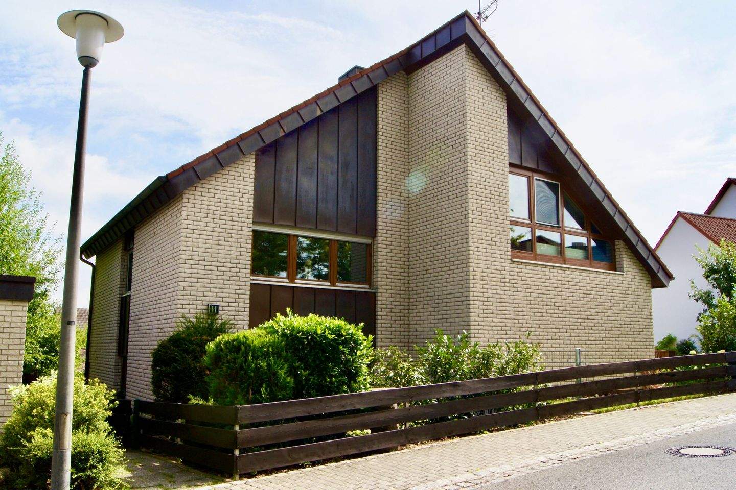 Immobilie in Schwarzenbruck - Zwei Wohneinheiten, viele Möglichkeiten – Architektenhaus in Schwarzenbruck / Pfeifferhütte - Bild 0