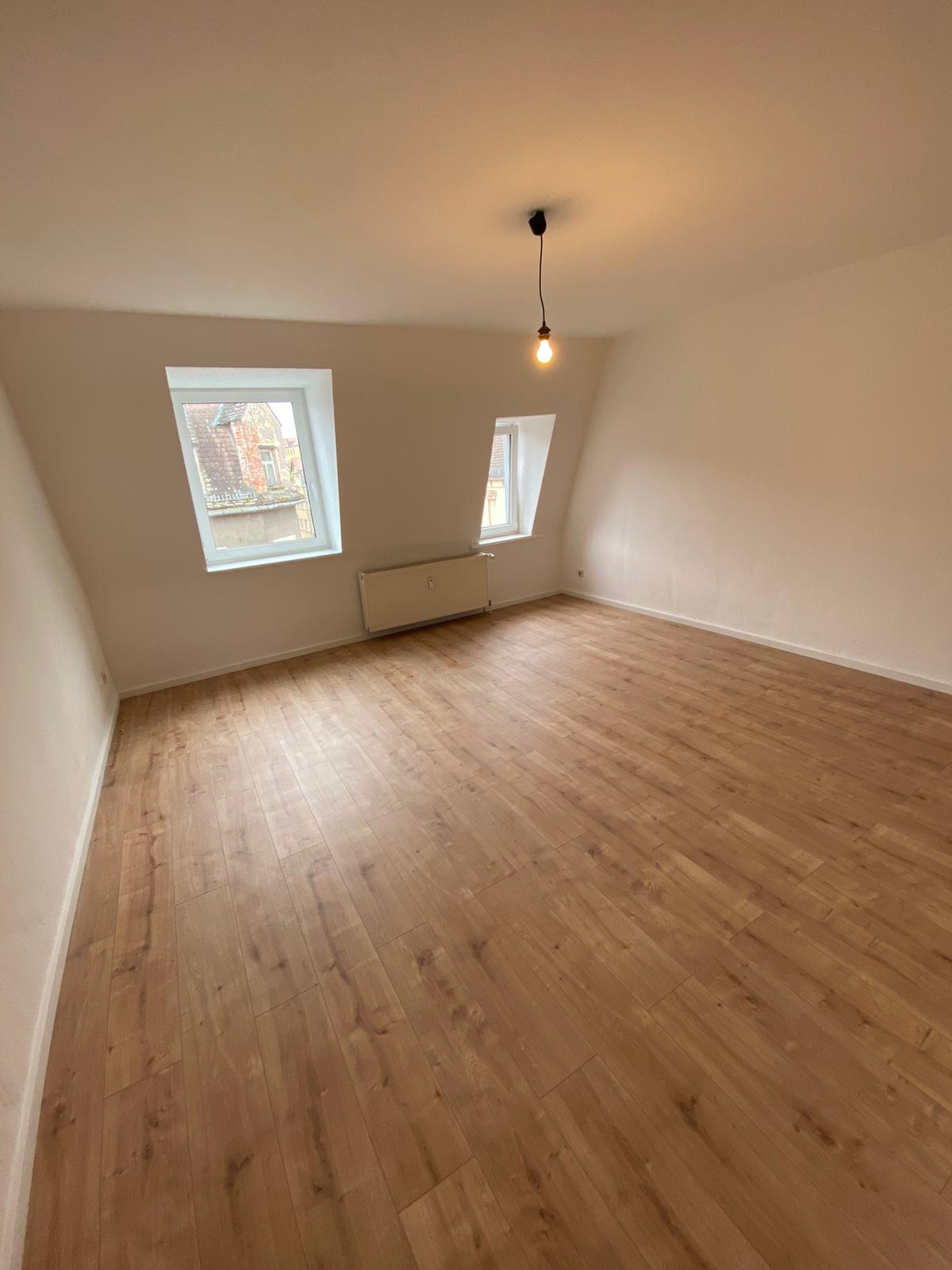 Wohnung zur Miete 382 € 3 Zimmer 58,8 m²<br/>Wohnfläche 3.<br/>Geschoss ab sofort<br/>Verfügbarkeit Parkstr. 6 Zeitz Zeitz 06712