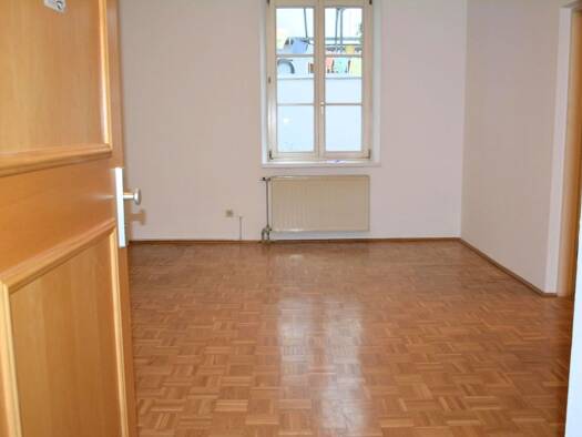 Bürofläche zur Miete 200 € 2,5 Zimmer 51,7 m² Bürofläche Grünmarkt 15 / 12 Steyr 4400