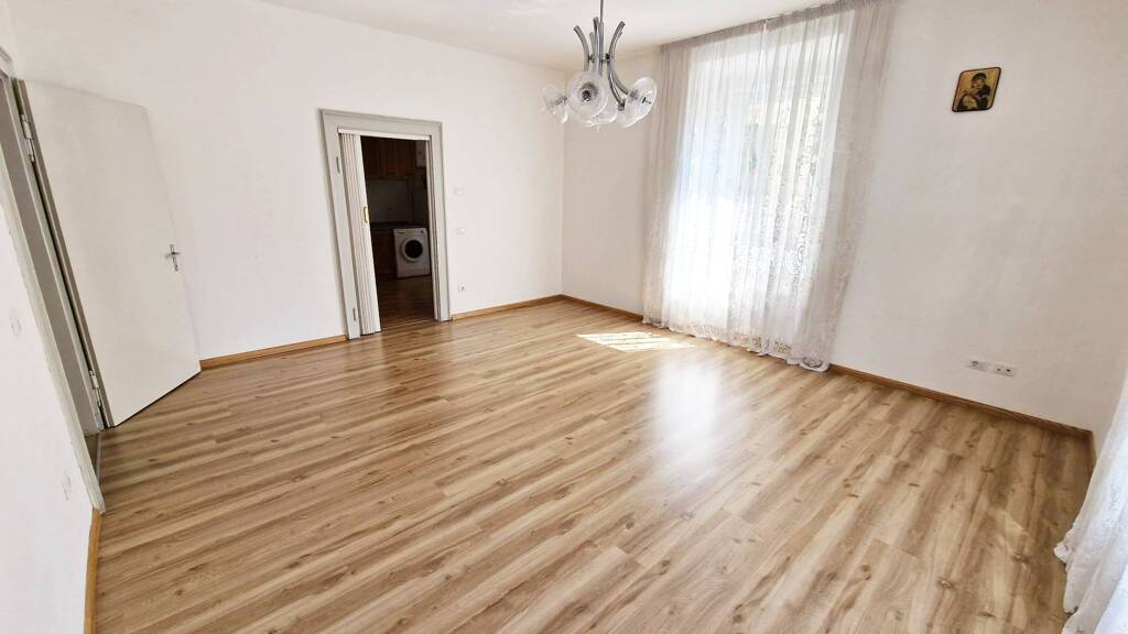 Studio zum Kauf 345.000 € 3 Zimmer 98 m² 1. Geschoss frei ab sofort Claudia Augusta Straße Bozen 39100