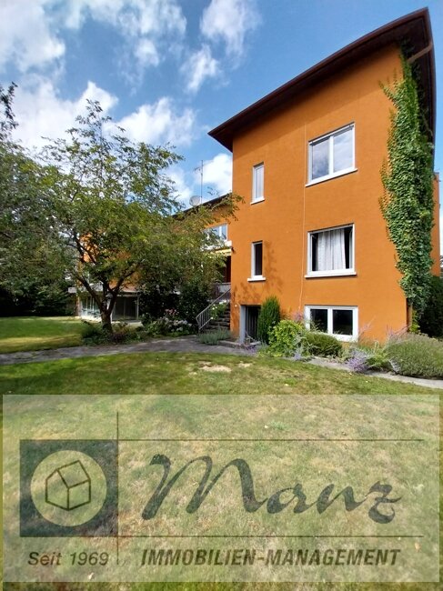 Mehrfamilienhaus zum Kauf 1.650.000 € 17 Zimmer 499,5 m²<br/>Wohnfläche 1.048 m²<br/>Grundstück Süd - West Radolfzell am Bodensee 78315