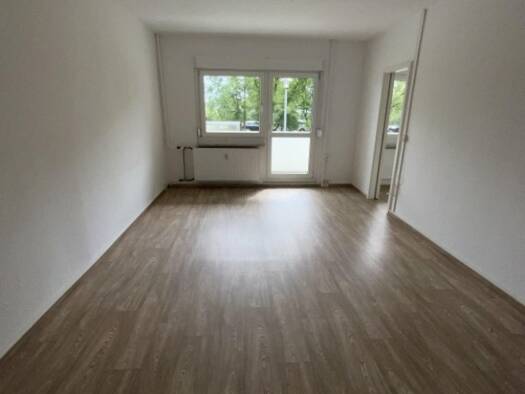 Studio zur Miete 270 € 1 Zimmer 34,4 m² 1. Geschoss frei ab 01.06.2026 Lindenstraße 127 Alten Dessau-Roßlau 06847
