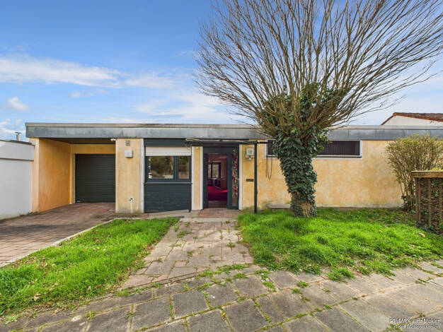 Bungalow zum Kauf 499.900 € 5 Zimmer 247 m² 414 m² Grundstück Holzheim Nürnberg 90453