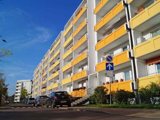 Wohnung zur Miete 490 € 4 Zimmer 81,7 m² 6. Geschoss frei ab 01.09.2026 St.-Josef-Straße 43 Neu Olvenstedt Neu Olvenstedt 39130