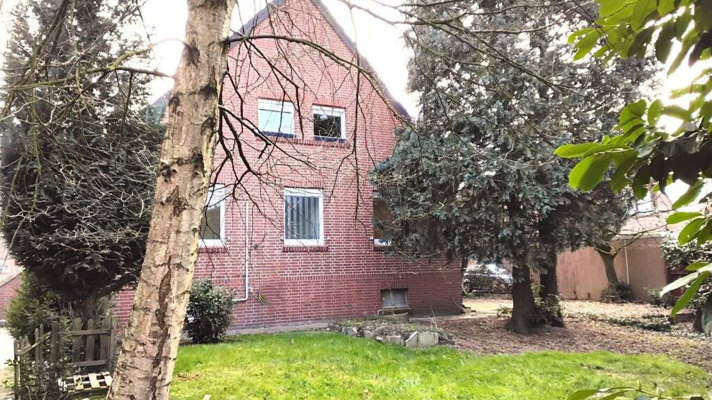 Doppelhaushälfte zum Kauf 165.000 € 5 Zimmer 147 m² 693 m² Grundstück frei ab sofort Gildehaus Bad Bentheim 48455