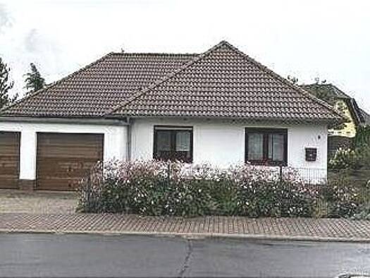 Einfamilienhaus zum Kauf 210.000 € 4 Zimmer 100 m² 777 m² Grundstück Roßleben Roßleben 06571
