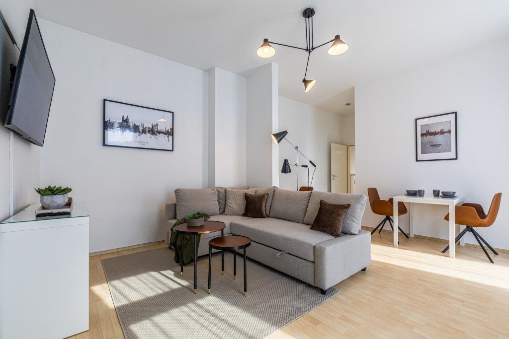 Wohnung zur Miete Wohnen auf Zeit 1.490 € 3 Zimmer 55 m²<br/>Wohnfläche 01.04.2025<br/>Verfügbarkeit Hans-Löscher-Straße Schellheimerplatz Magdeburg 39108