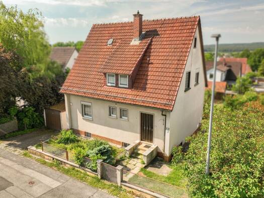 Haus zum Kauf 218.000 € 5 Zimmer 114 m² 623 m² Grundstück Ebersdorf Ebersdorf bei Coburg 96237