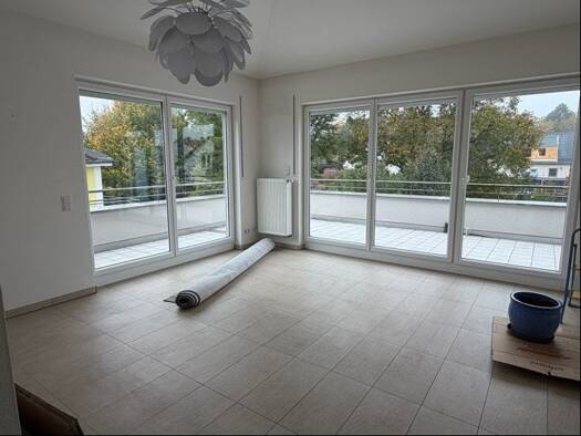 Wohnung zur Miete 890 € 2 Zimmer 68,3 m² 2. Geschoss frei ab 15.11.2026 Ingolstadt Ingolstadt 85051