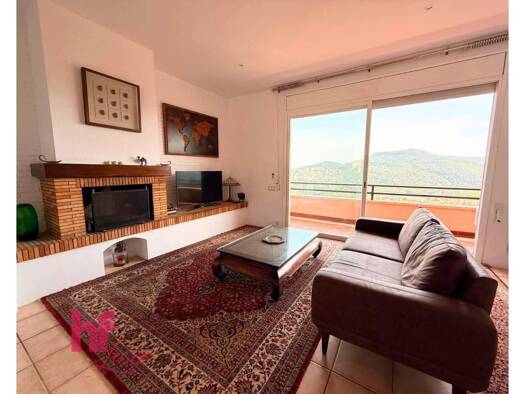 Chalet zum Kauf 550.000 € 5 Zimmer 320 m² 1.270 m² Grundstück Corbera de Llobregat 08757