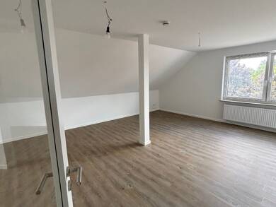 Wohnung zur Miete 675 € 77 m² Dachgeschoss, Geschoss 2/2 frei ab sofort Iburger Straße 70 Wellendorf Hilter 49176