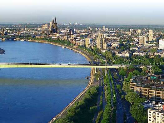 Wohnung zum Kauf provisionsfrei 396.000 € 2,5 Zimmer 66 m² Geschoss 29/42 Riehl Köln 50735