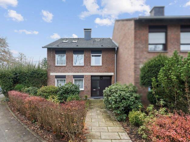 Reihenendhaus zum Kauf 450.000 € 4 Zimmer 113 m² 388 m² Grundstück Erfttal Neuss 41469