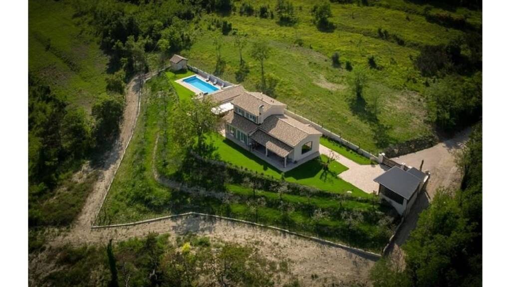 Villa zum Kauf 1.400.000 € 6 Zimmer 190 m² 2.000 m² Grundstück Buje-Buie 52460